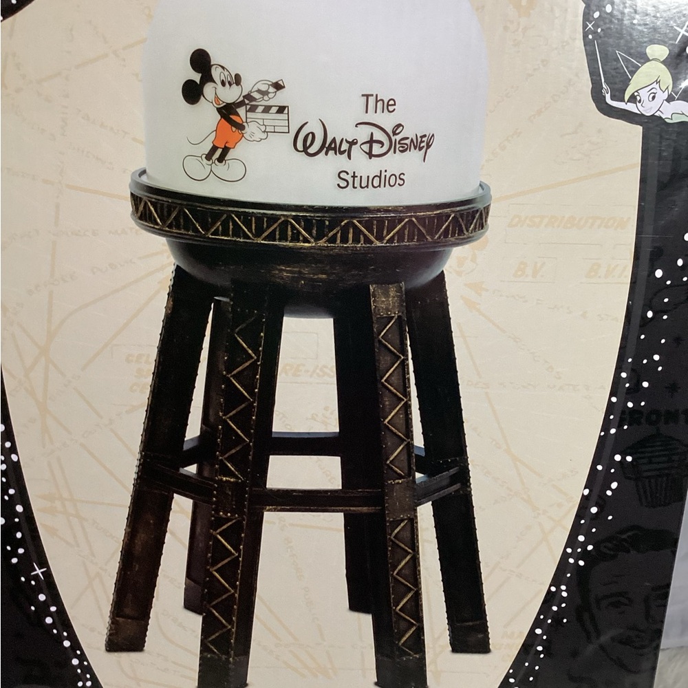 SOLD………Disney ERAS Lamp “The Walt Disney Studios” Water Tower - Picture 9 of 15